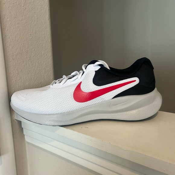 Brand New Nike REVOLUTION 7 Men's Photon Dust Fire Red Running Shoes Sz  12 - Picture 6 of 10